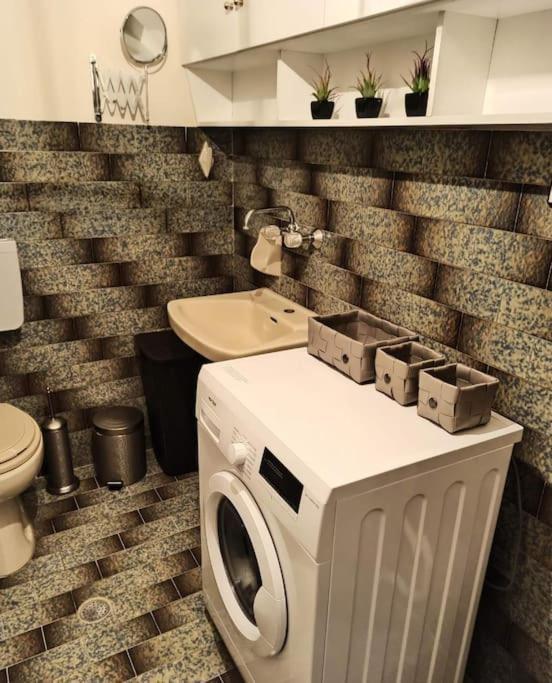 Luxury Vol 1 With 3 Bedrooms Close To The Apartment Ioannina